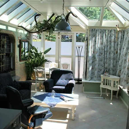 Semesterbostad The Butterfly Luxe Met Private Parking