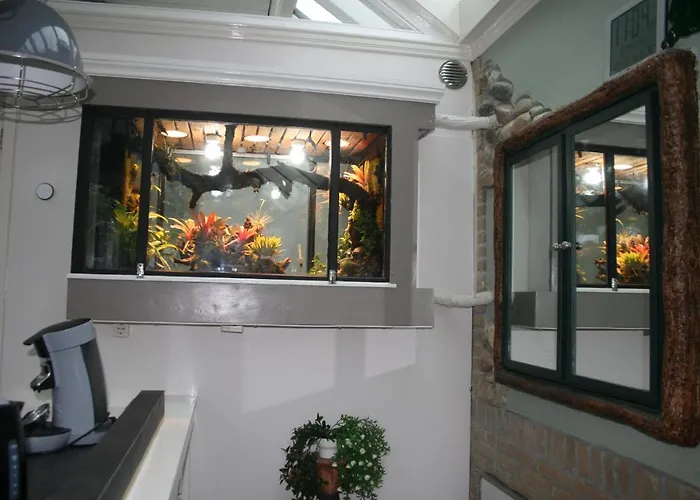 The Butterfly Luxe Met Private Parking